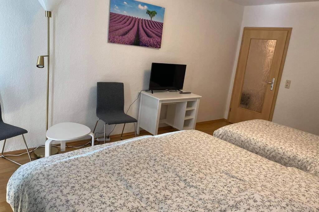 Beste Lage In Rostock: 2-Zimmerwohnung Mit Balkon Im 1.Og Ngoại thất bức ảnh