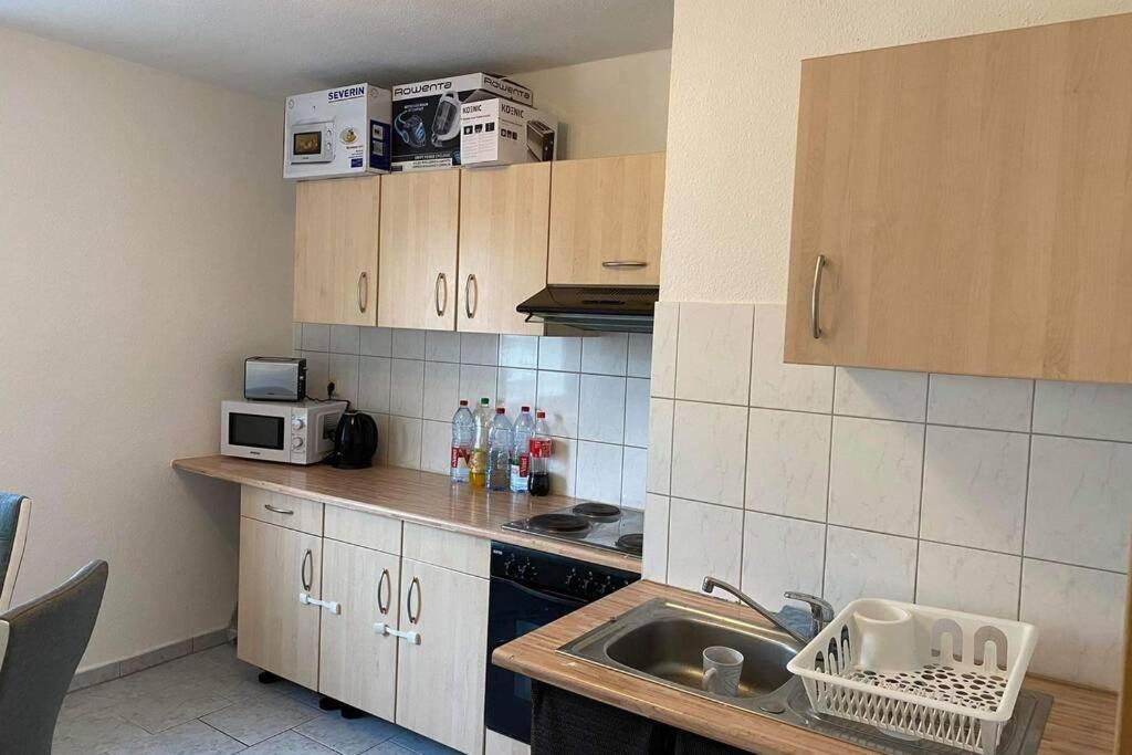 Beste Lage In Rostock: 2-Zimmerwohnung Mit Balkon Im 1.Og Ngoại thất bức ảnh